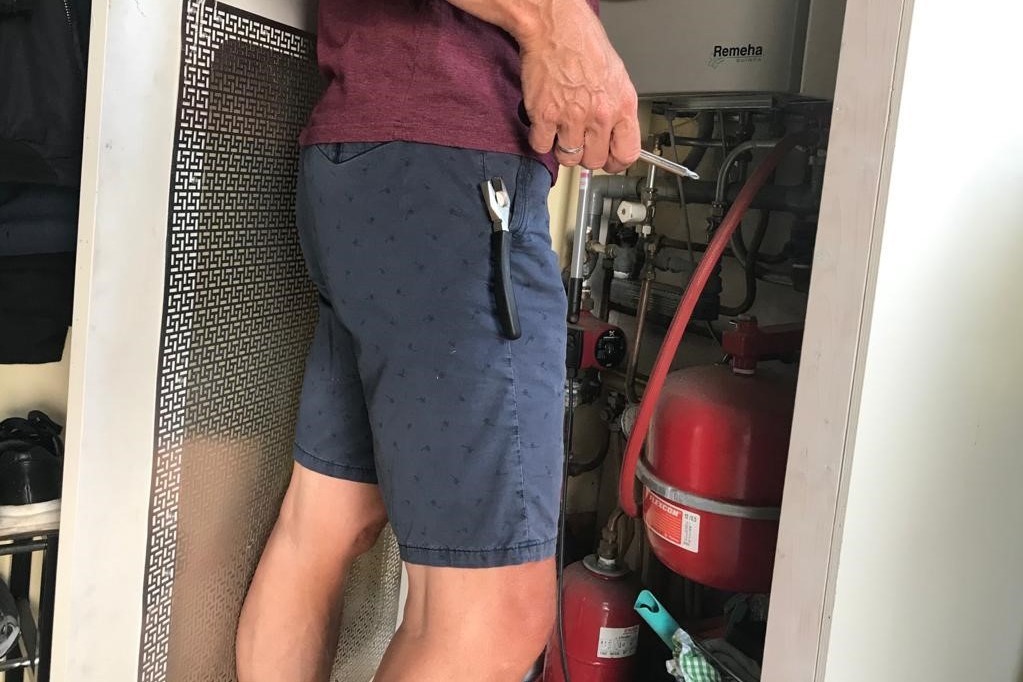 Mag ik in een korte broek werken?